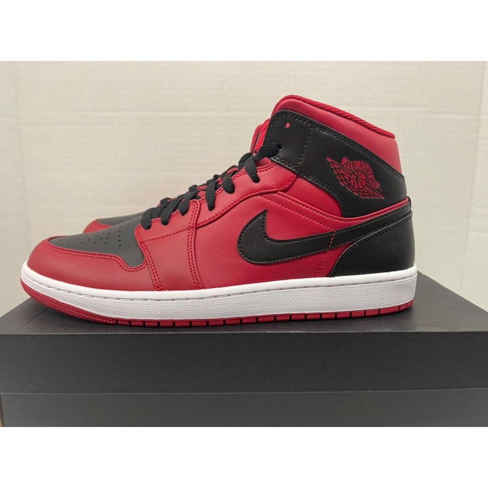Nike Air Jordan 1 Mid Reverse Bred mens size 12-NIB